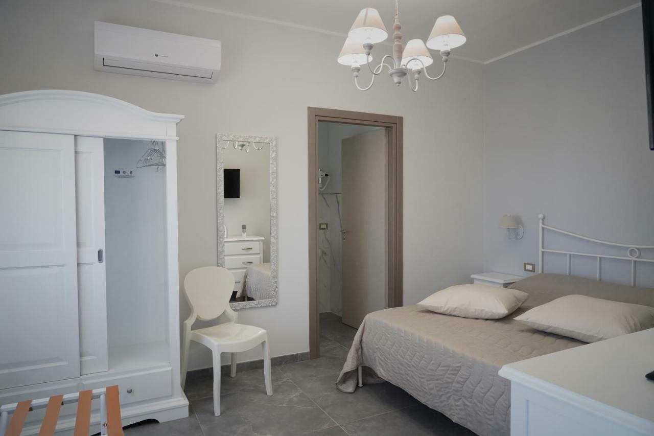 Bed And Breakfast Arcobaleno เปสคีชี ภายนอก รูปภาพ